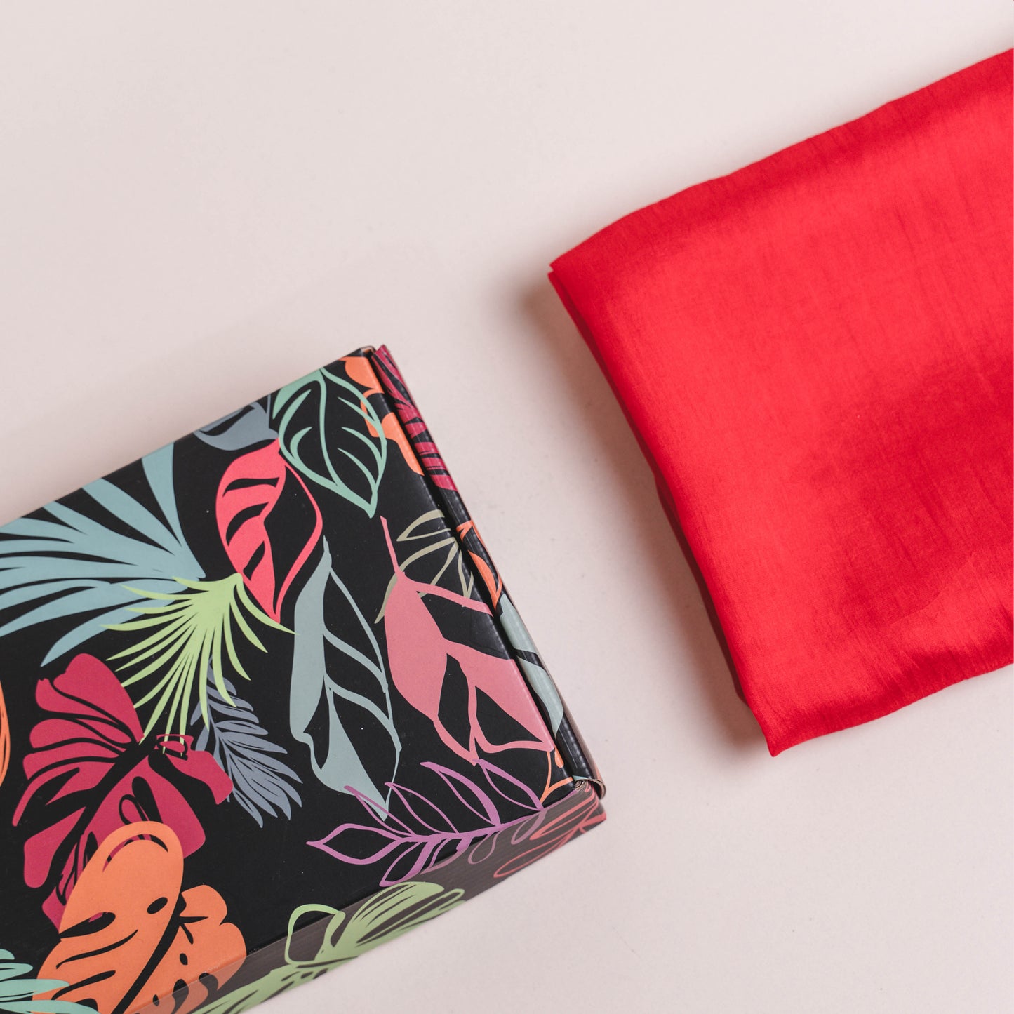 Luxury Red Mulberry Silk Scarf – Elegant Evening Wrap | Wedding Shawl | Handwoven Vietnam Silk