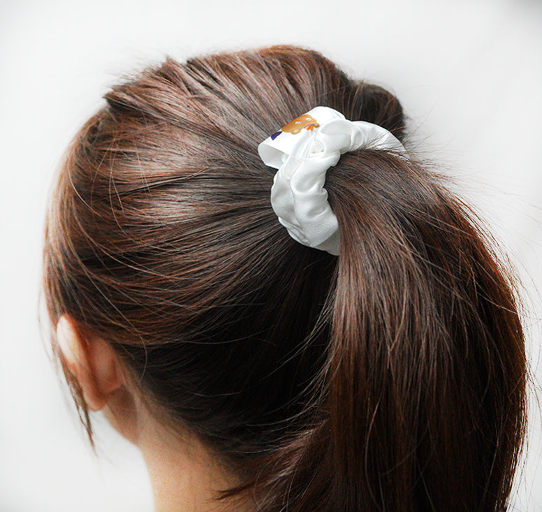 Medium Silk Satin Scrunchie White