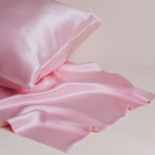 Pink mulberry silk pillowcase by Silk & Bears