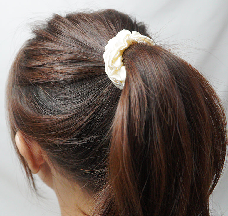 Medium Silk Satin Scrunchie Light Gold