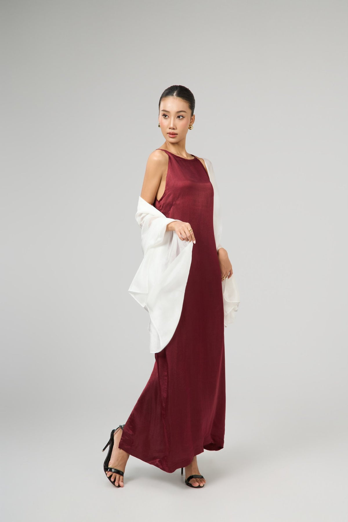 Model in white silk shawl — wedding-guest styling — Silk & Bears
