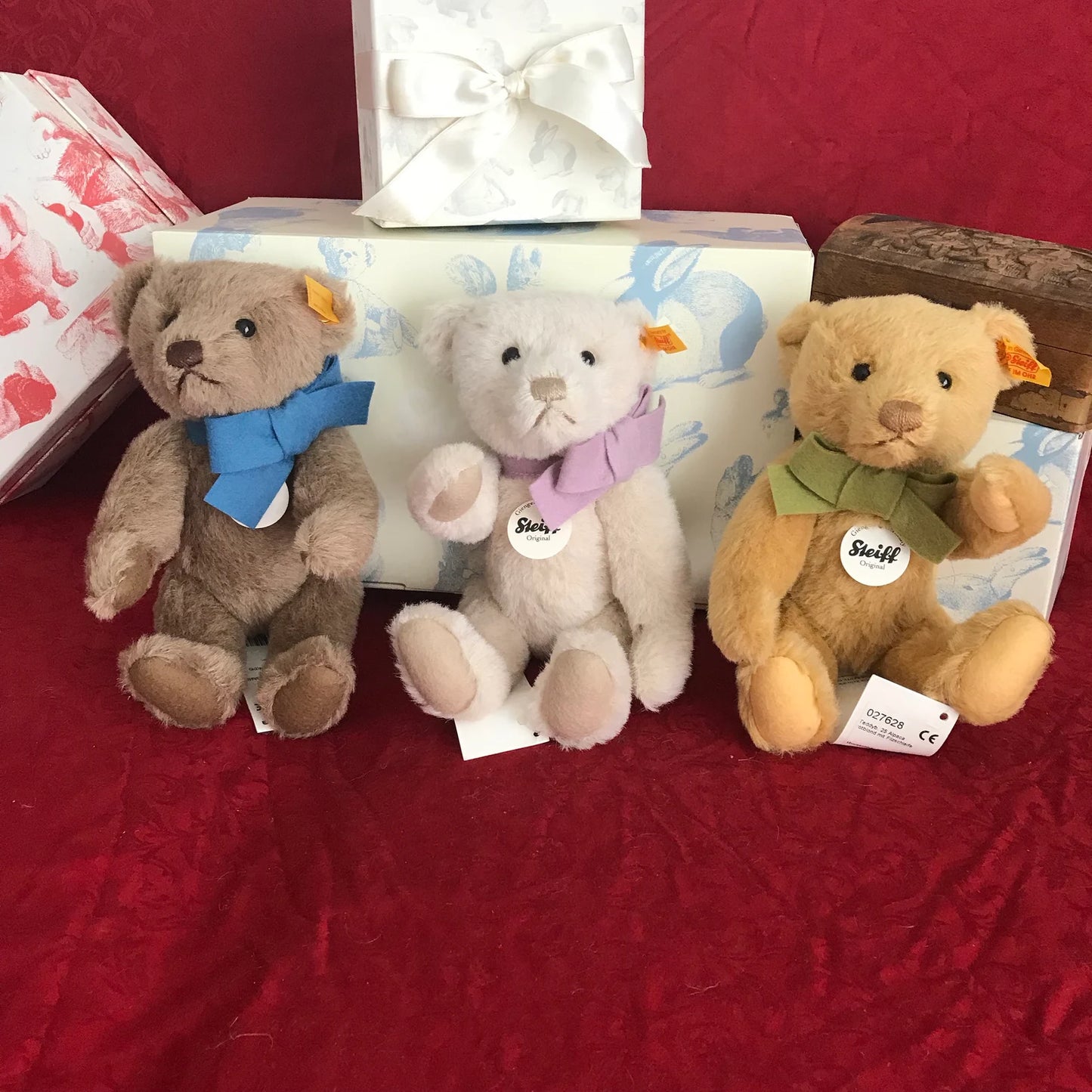Classic cream Teddy bear - EAN 027635
