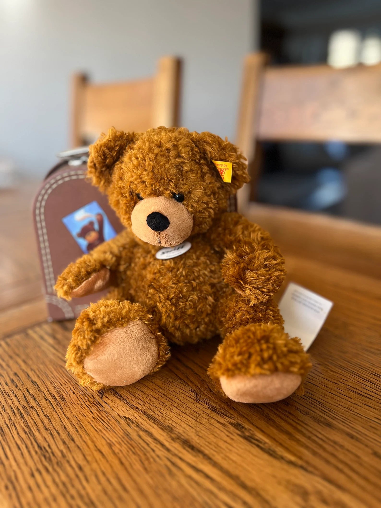 Hannes Teddy bear in suitcase EAN 111952 SilkandBears