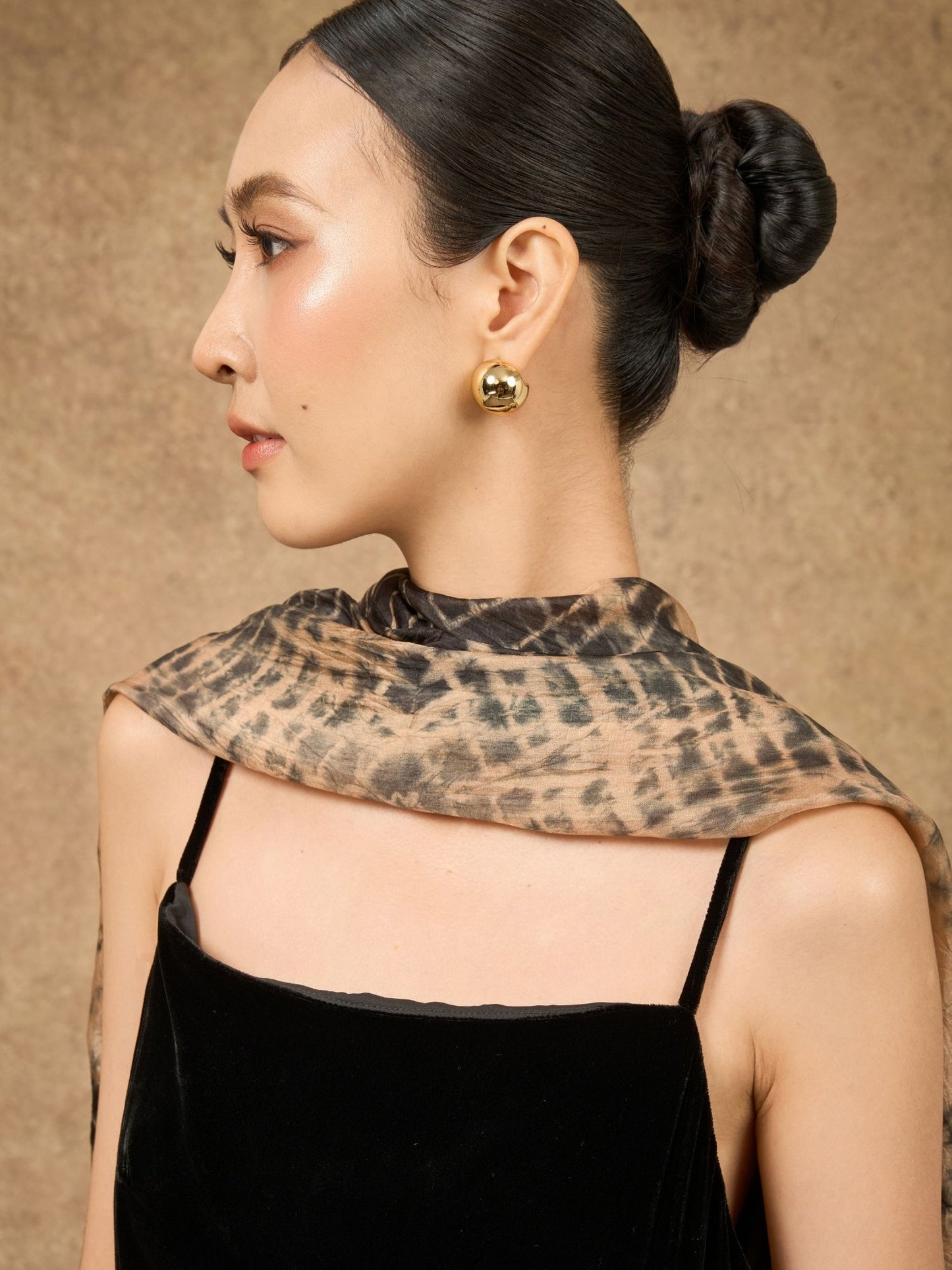 Copper & Black Shibori Silk Scarf – Hand-Dyed Mulberry Silk, Autumn Evening & Theatre Wrap