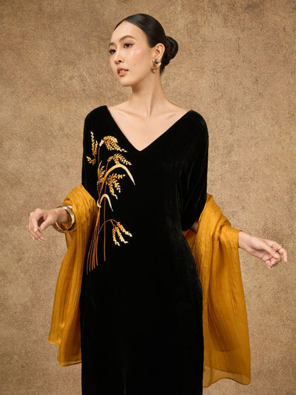 Gold Silk Scarf – Hand-Dyed Mulberry Silk, Wedding & Eid Evening Wrap