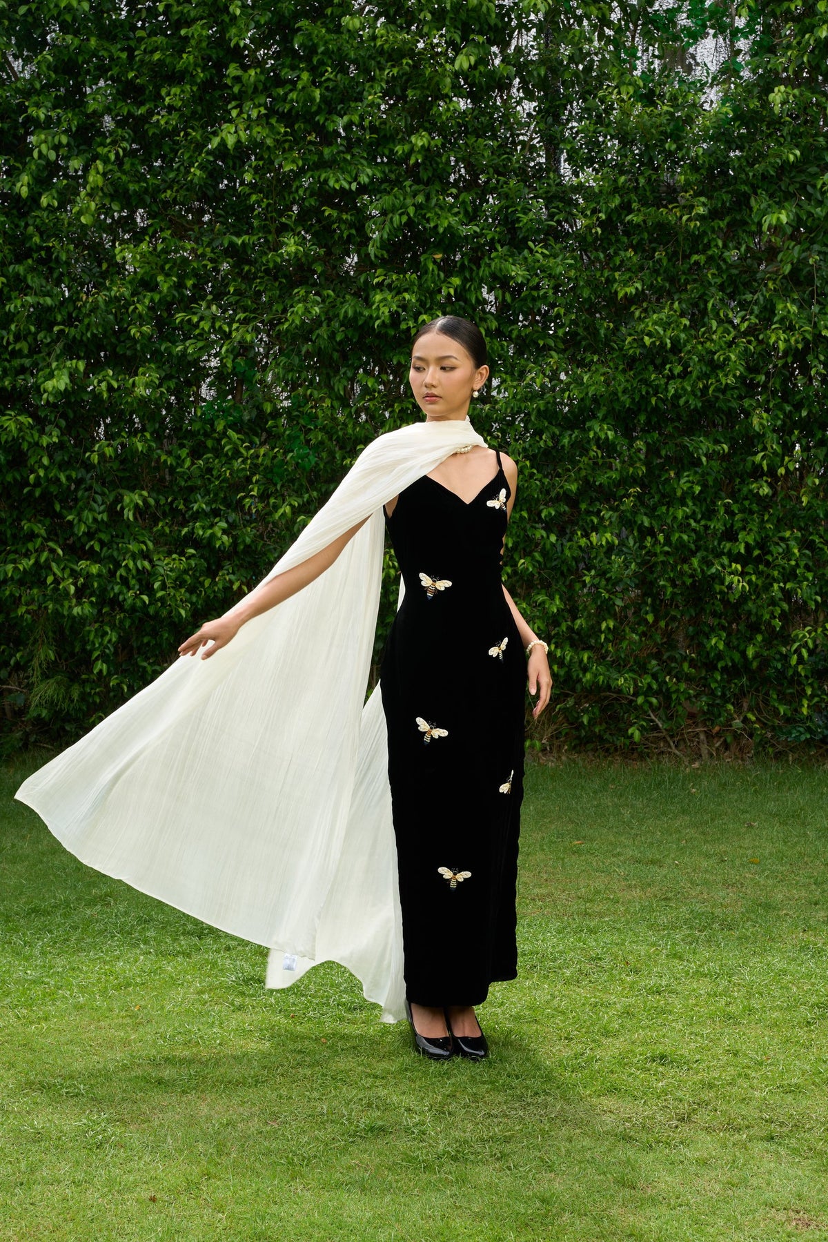 Pearl white bridal silk shawl lifestyle — floor-length silk wrap for brides, bridesmaids and mothers of the bride
