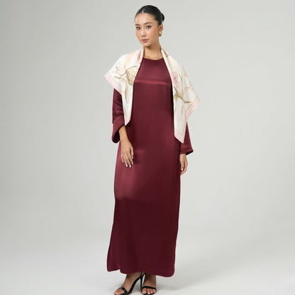 Ivory Floral & Ribbon Print Silk Twill Scarf – Hand-Rolled Edges