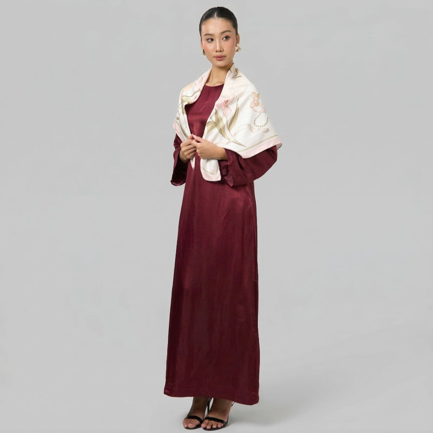 Ivory Floral & Ribbon Print Silk Twill Scarf – Hand-Rolled Edges