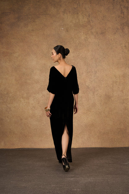 Detail of the kimono sleeve on the black and gold silk velvet dress