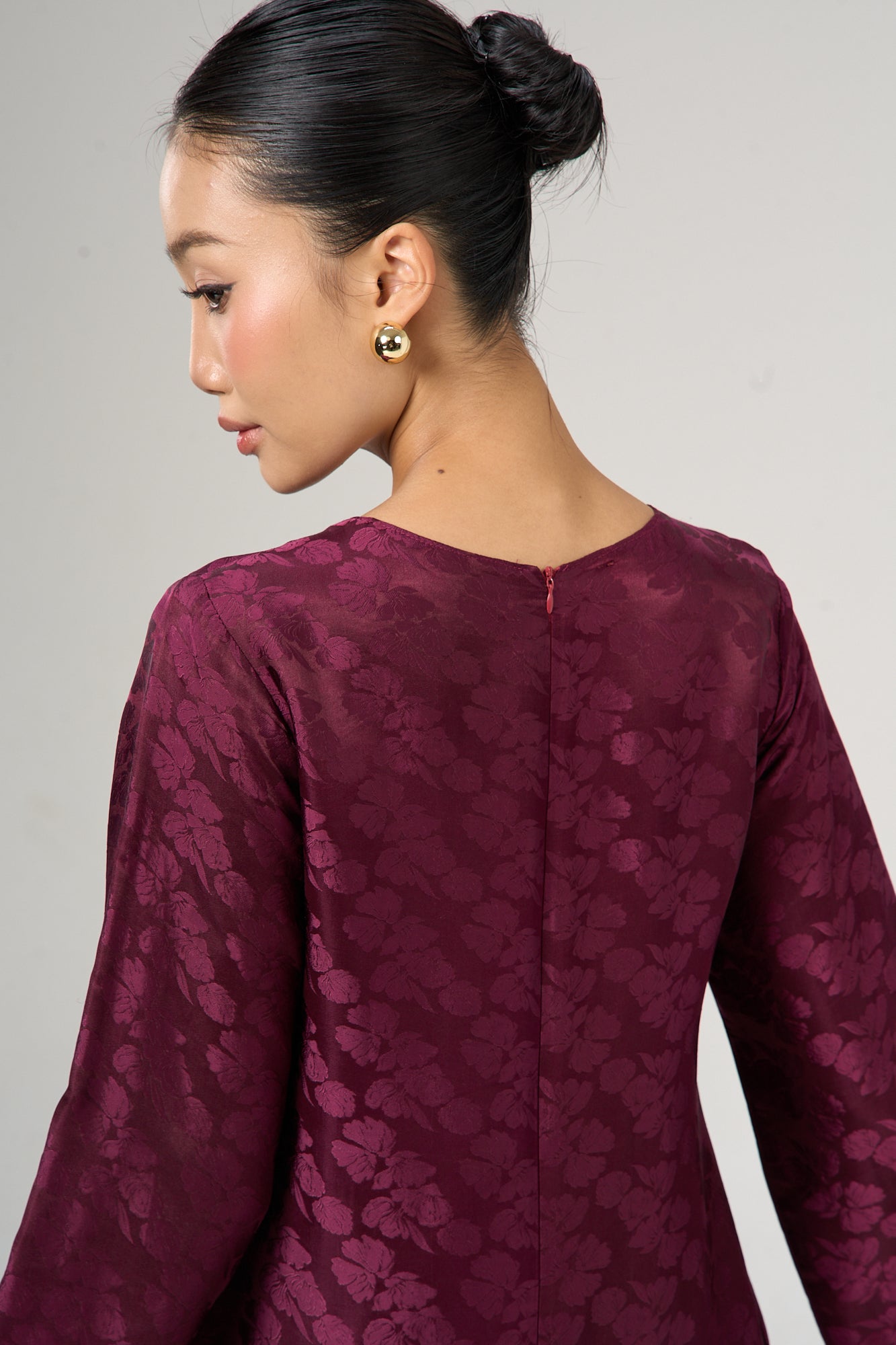 Detail of the Celeste mulberry bloom silk jacquard maxi dress