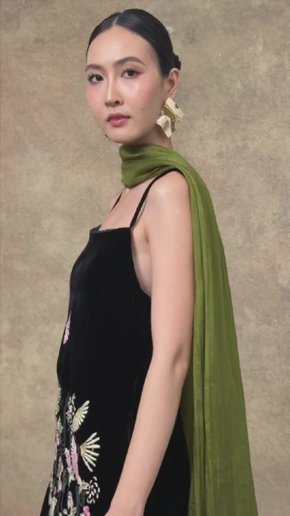 Olive Green Silk Scarf – Hand-Dyed Mulberry Silk, Headscarf & Everyday Wrap
